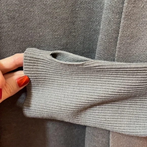 lululemon sweater - Picture 3 of 5